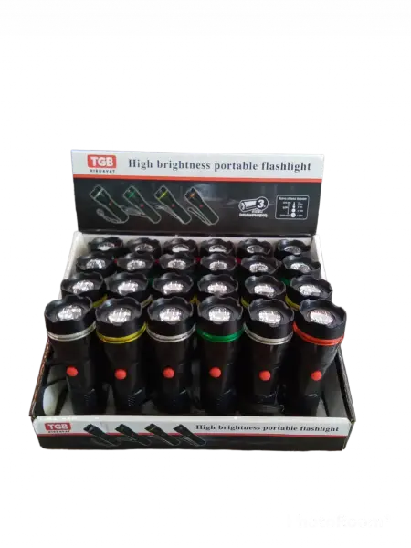 TGB PİLLİ EL FENERİ TGB-4002