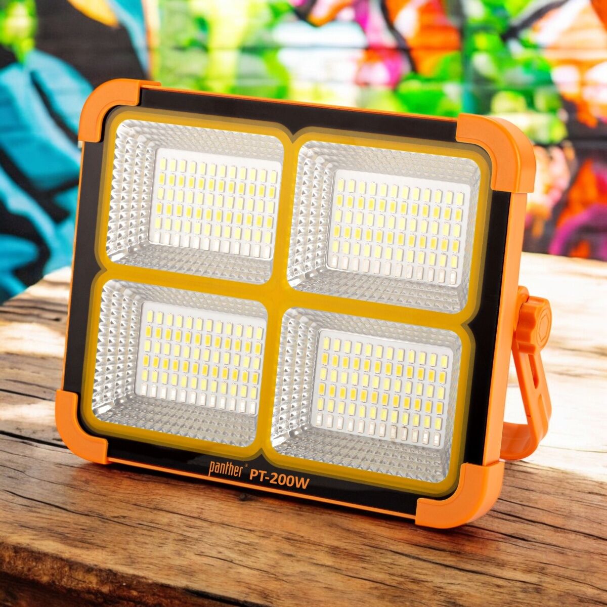 PANTHER PT-200W USB ŞARJLI SOLAR PROJEKTÖR